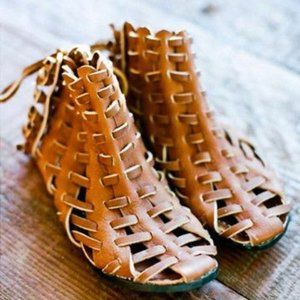 Beatrice Valenzuela Tejidos booties